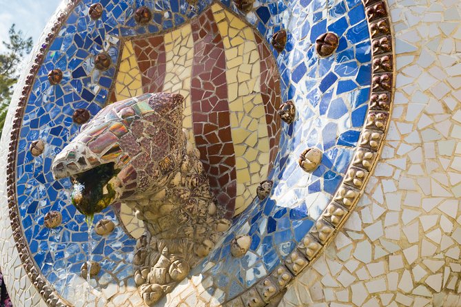 Barcelona: Skip-the-Line Gaudi's Park Guell Guided Tour - The free hour after: how to use it well