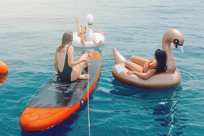 Barcelona Small Group Sailing with Snacks and Cava - Why Barcelona’s Small-Group Sail Hits Different