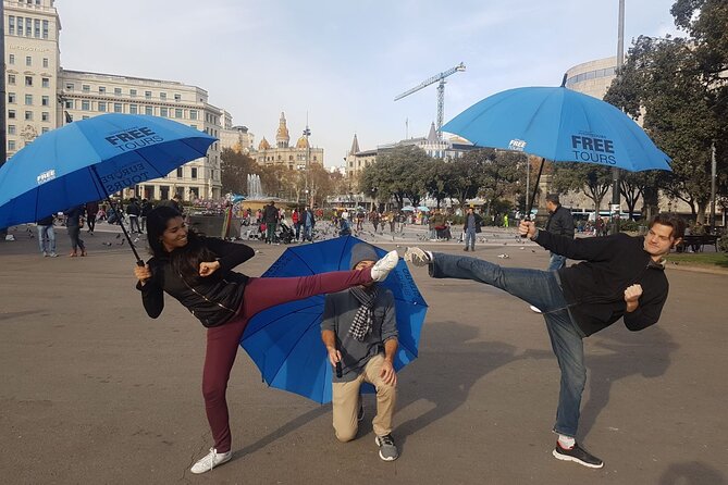 Barcelona Street Art, Graffiti and Tapas Tour - Key things you’ll notice on this Barcelona street art and tapas tour