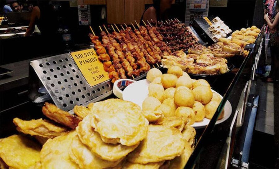 Barcelona: Street Food & Sightseeing Tour with Local Market - Dietary limits and comfort notes you should not ignore
