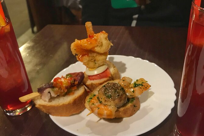 Barcelona Street Food Tour with Local Market & City Center Visit - Meeting at Liceu and how not to waste time