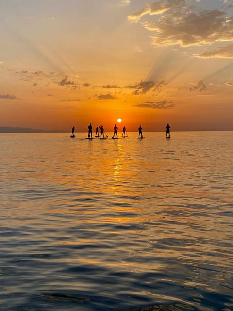 Barcelona: Sunrise Standup Paddle Tour w/ 4K Video & Coffee - Where you meet, what’s right there, and how you’ll handle the first 15 minutes