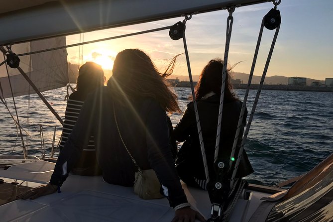 Barcelona Sunset Private Sailing with Light Snacks and Open Bar - Light snacks, including vegan and vegetarian options