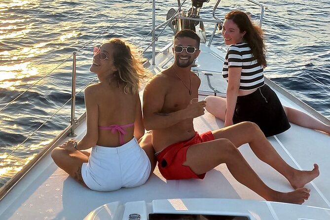Barcelona Sunset Sailing Cruise from Port Olímpic with Open Bar - Open bar and snacks: what you can realistically expect