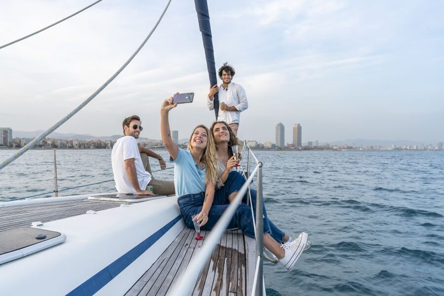 Barcelona Sunset Sailing with Gin Tonic Workshop Option - Drinks, workshop day, and the gin tonic choice