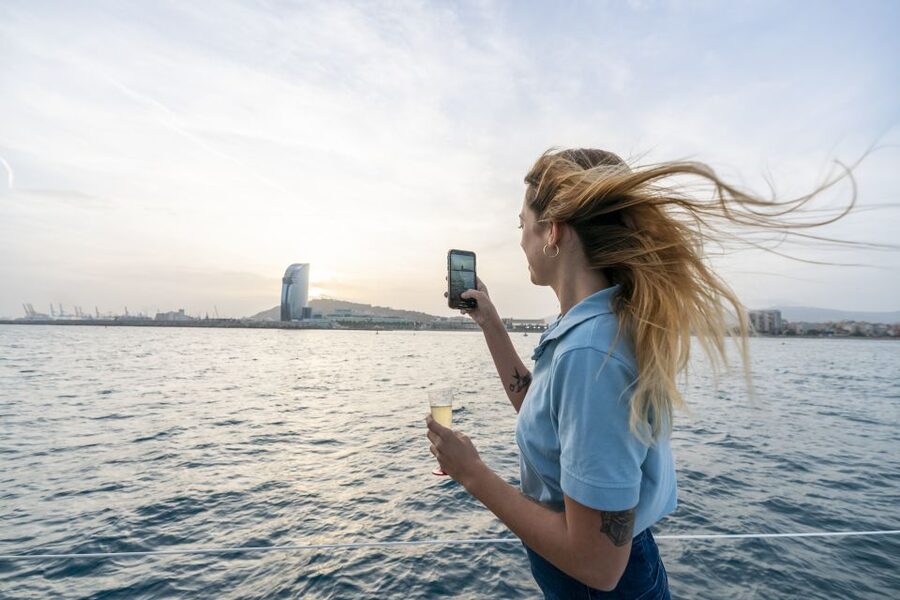 Barcelona Sunset Sailing with Gin Tonic Workshop Option - Price and value: is $101 per person worth it?