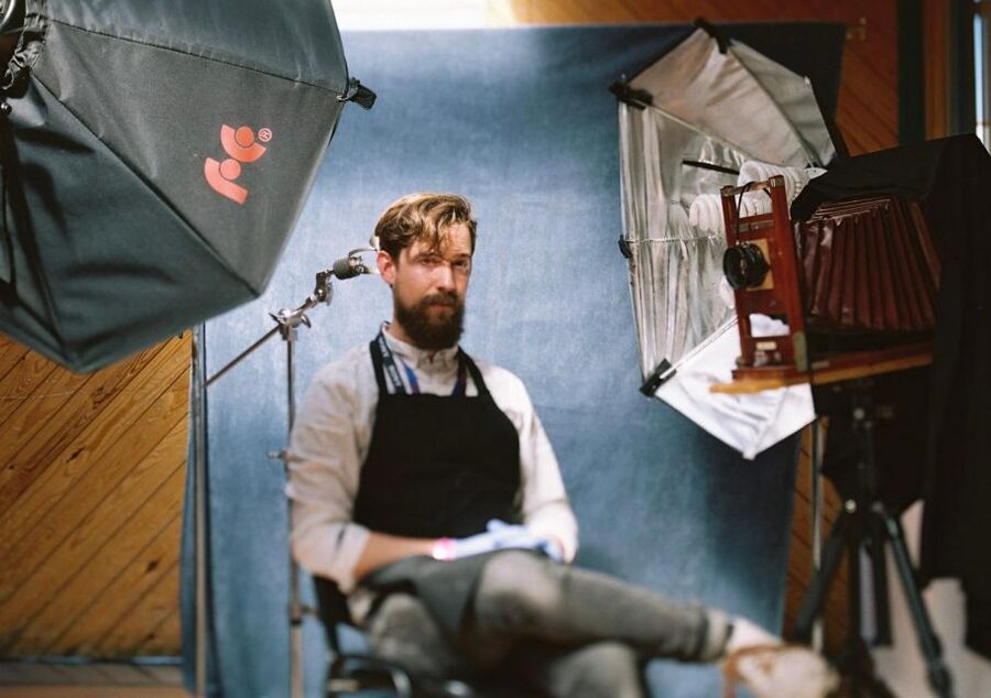 Barcelona: Take your portrait with a 19th century process - Inside Martí Andiñach Wetplate Studio: plate prep and setup