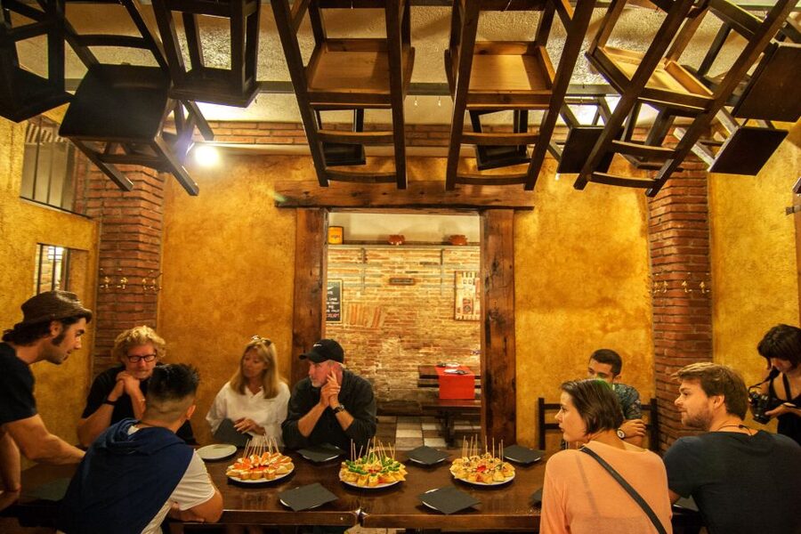Barcelona Tapas 3-Hour Bike Tour - Where you meet, what’s included, and how to prep fast