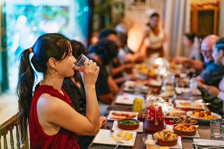 Barcelona: Tapas and Flamenco Experience - Guides and the Group Feel: The Part You Can Actually Control