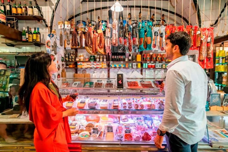 Barcelona: Tapas and Wine with Flamenco Show in the Old Town - Key highlights you will feel the most