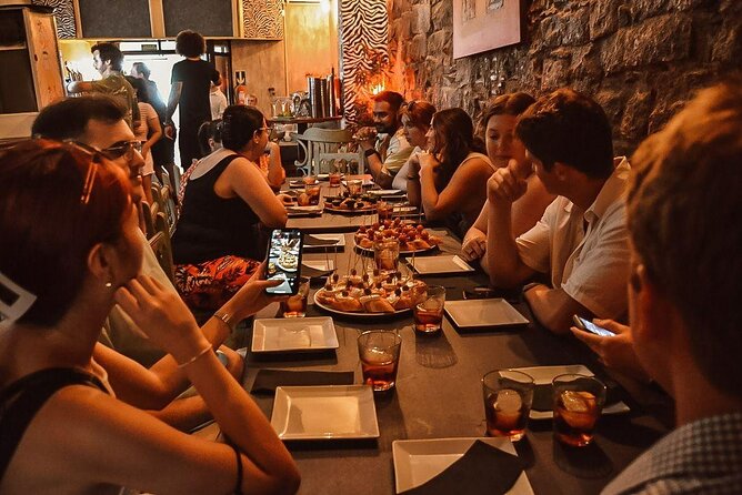 Barcelona Tapas Walking Tour: Food, Wine & History - The History Component: Helpful Context, Not a Full Lecture