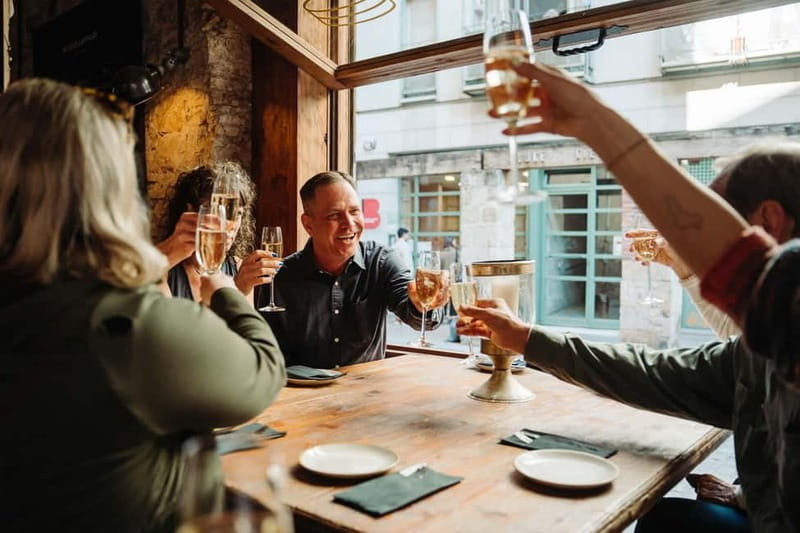 Barcelona: Tapas & Wine Tour in Born & Gothic Quarter - Bastaix: modern-and-traditional tapas with Catalan Cava
