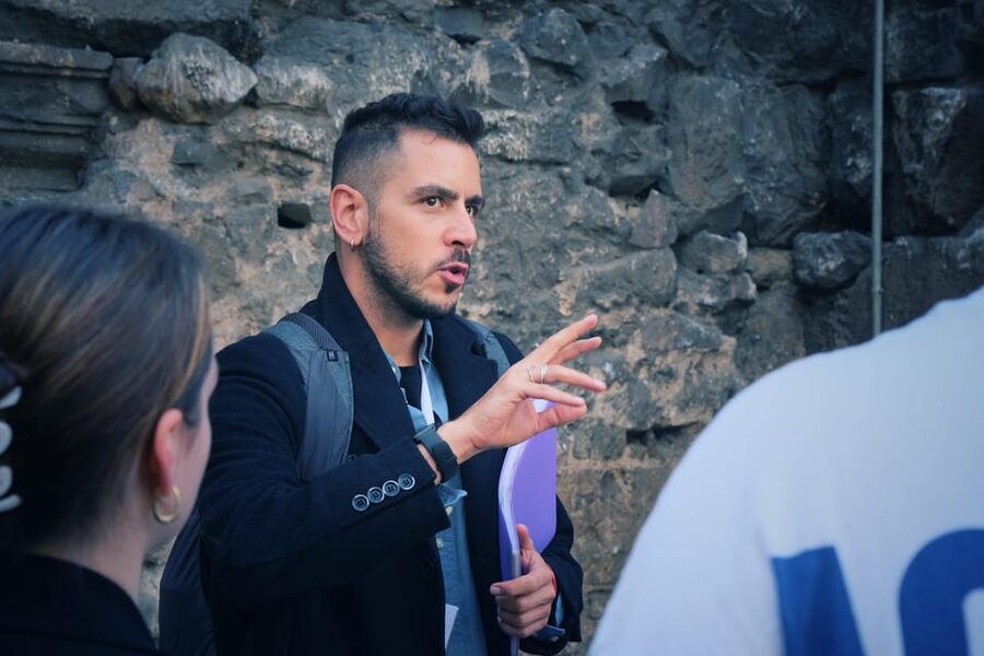 Barcelona: The Spanish Civil War Historical Walking Tour - The Civil War factions: turning a messy political fight into a clear map