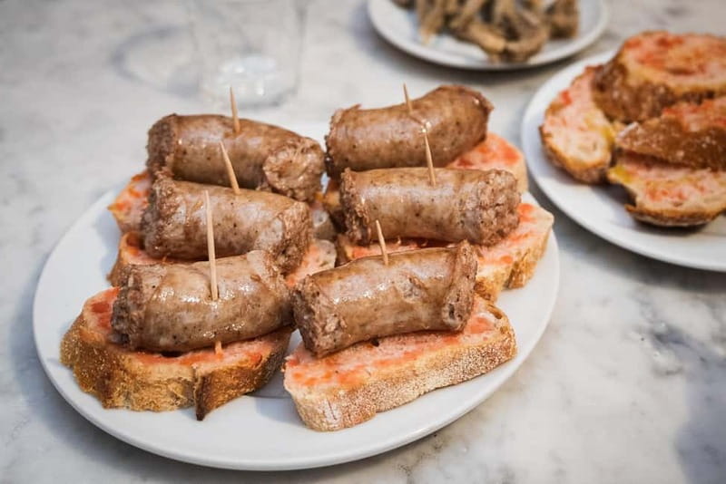 Barcelona: The Ultimate Local Tapas & Drinks Food Tour - Why this 3.5-hour tapas crawl fits Barcelona’s rhythm