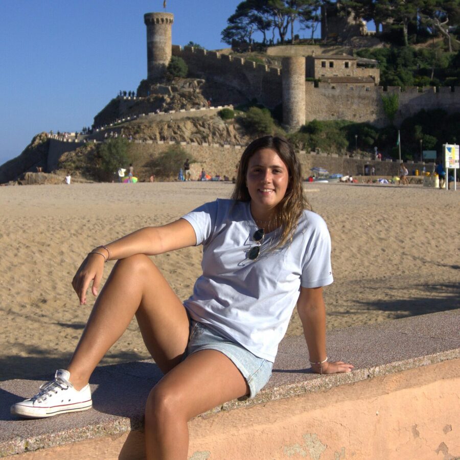 Barcelona: Tossa de Mar Kayak & Snorkel Tour w/3-Course Meal - Getting out of Barcelona, without losing your day