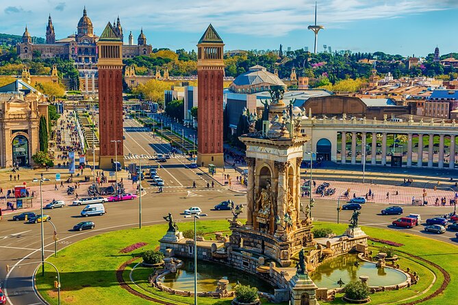 Barcelona Tour from Your Cruise Ship - Placa dEspanya and the Montjuic Fountain Views (Photo Stop Energy)