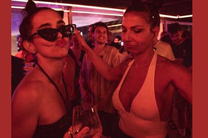 Barcelona: Underground Clubbing Experience with Locals - Meet Alba and Patricia, and set your sound for the night