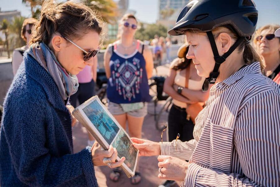 Barcelona: Undiscovered Secrets of Picasso on E-Bike - Gothic Quarter lanes, old shadows, and the city’s dark past