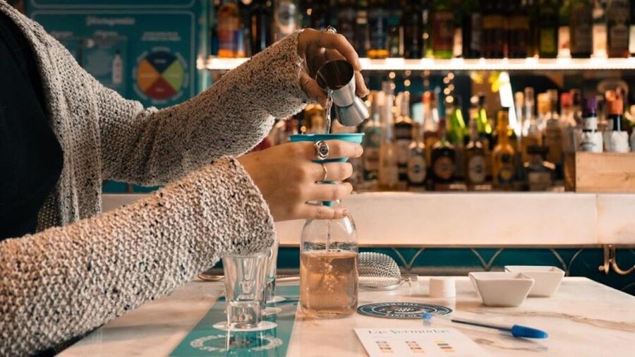 Barcelona: Vermouth Tasting and Crafting Workshop - Step into Las Vermudas University in Barcelona