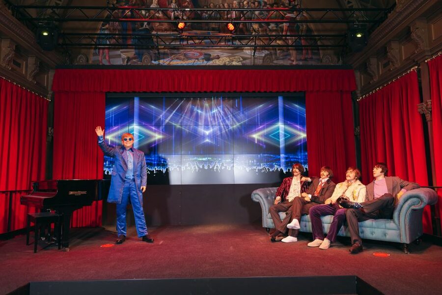Barcelona: Wax Museum Entry Ticket - El Bosc de les Fades Bar: The Magical Forest Finale