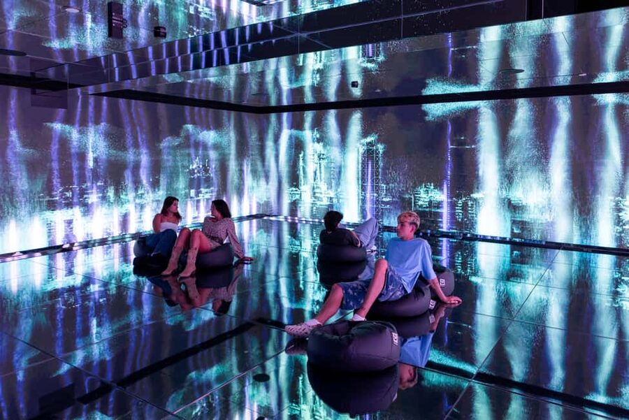 Barcelona: White Rabbit Catalonia's Top Immersive Experience - What the neighborhood does for your day (Passeig de Gràcia planning)