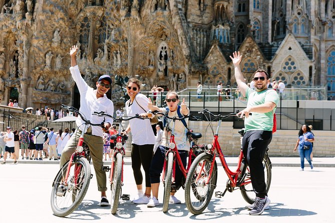 Barcelona: Wonders of Gaudi Bike Tour - Sagrada Familia with skip-the-line access: what you gain and what to plan