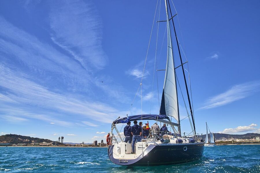 Barefoot: Private sailing cruise in Barcelona - The Group Size That Makes It Comfortable
