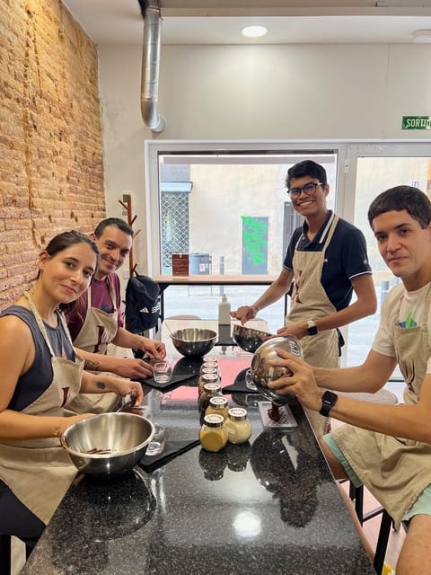 Bean to Bar Chocolate Workshop in Barcelona - Cocoa pod to cocoa paste: the hands-on sequence that makes it click