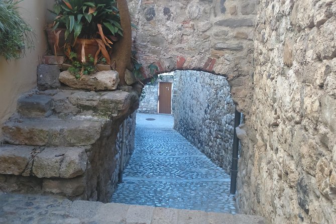 Besalu,Banyoles Lake & Garrotxa Volcanoes Small Group from Girona - Lunch at Restaurant Can Xel, a regional meal break
