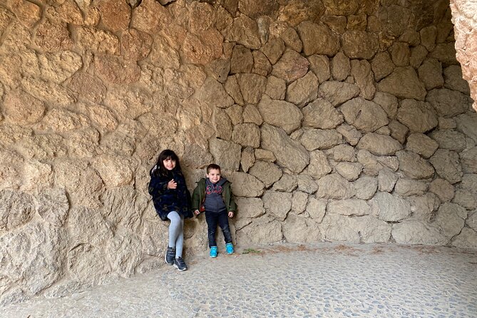 Best Gaudi Private Tour with Sagrada Familia & Park Guell in BCN - Why a private Gaudí route beats rushing on your own