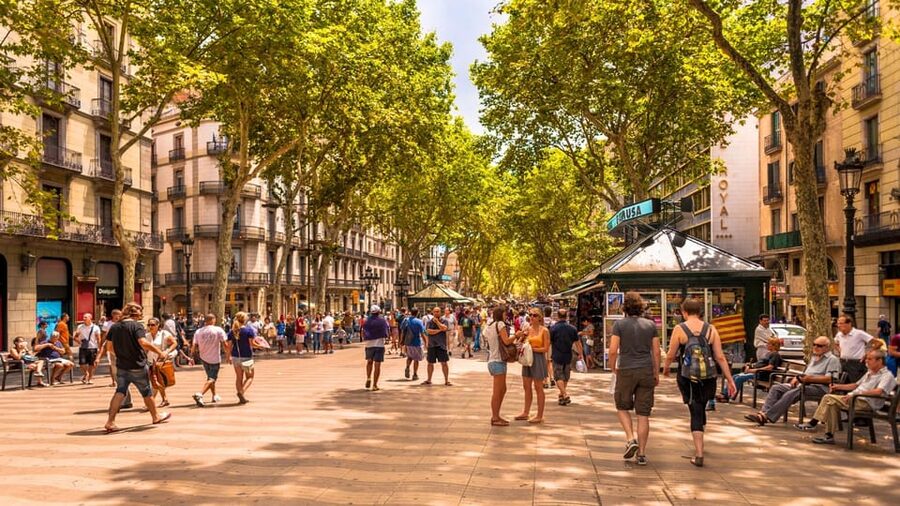 Best of Barcelona: Private Walking Tour with a Local - Why a private walking tour works so well in Barcelona