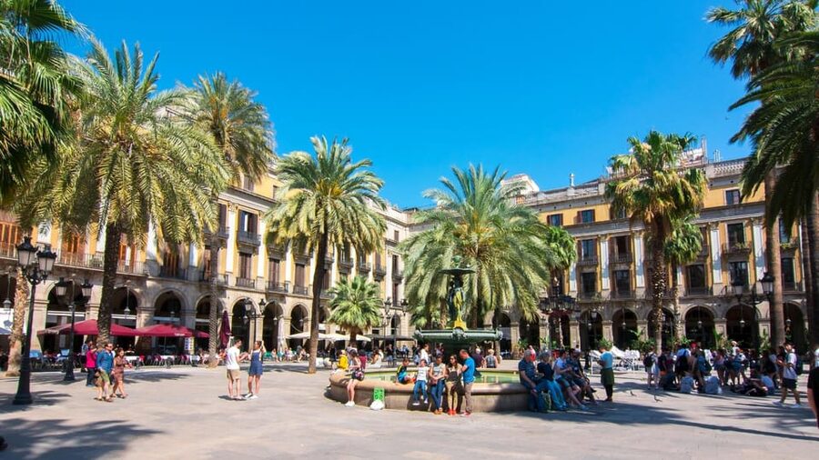 Best of Barcelona: Private Walking Tour with a Local - Parc de la Ciutadella: a breather for walking-weary legs