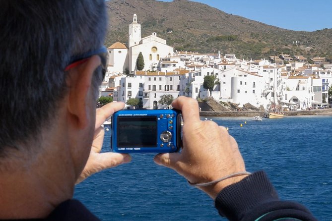 Boat Trip to Cadaqués from Roses with STOP 1:30h/2H/ in Cadaqués - Boat comfort and crew: friendly staff makes a real difference