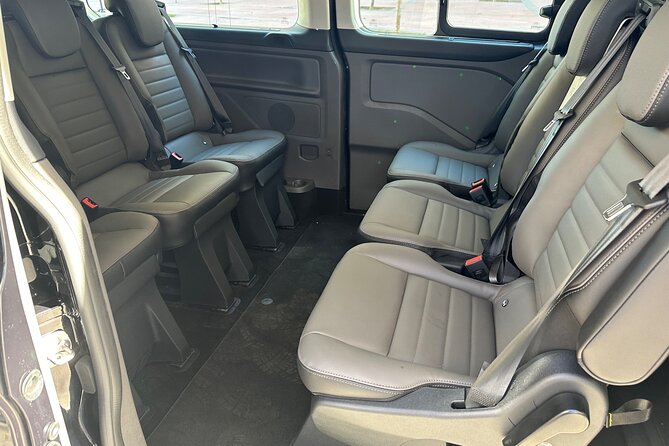 Book Private transfer from Barcelona airport to City - Vehicle Size, Luggage Reality, and Family-Friendly Extras