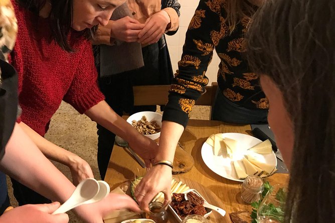 Build A Catalan Charcuterie Cheese Board & Wine Pairing (V/VG Options) - Pace and what to expect during the 2 hours