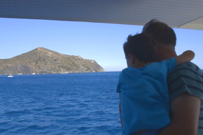Cala Murtra: Immerse yourself in the beauty of an underwater world - Why Cala Murtra Looks and Feels Different Than a Typical Beach Day