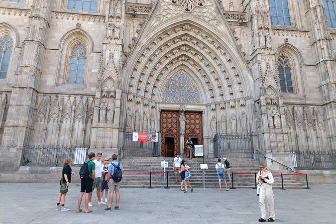 Cathedral of Barcelona Entrance Ticket - Optional Private Guide - Dress Code and Practical Tips for a Smooth Visit