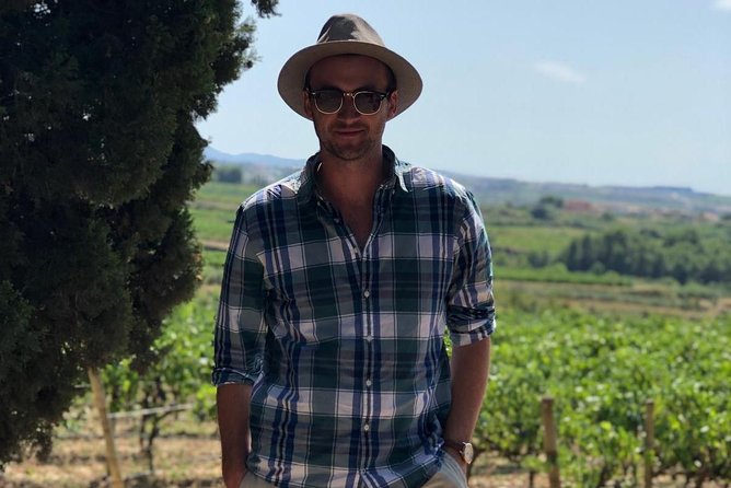 Cava Wineyard & Sitges Day Trip from Barcelona - Who this trip suits best