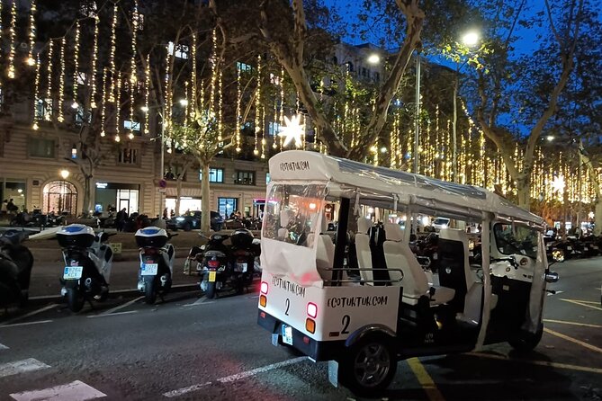 Christmas Lights Tour of Barcelona in Private Eco Tuk Tuk - The route logic: why these streets make sense for Christmas