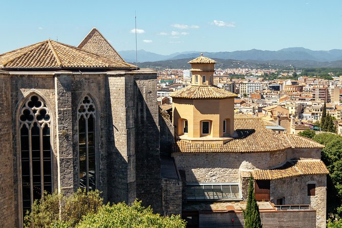 City Explorer: Girona Private Day Trip - Girona Art Museum: A Palace Turned Museum Stop