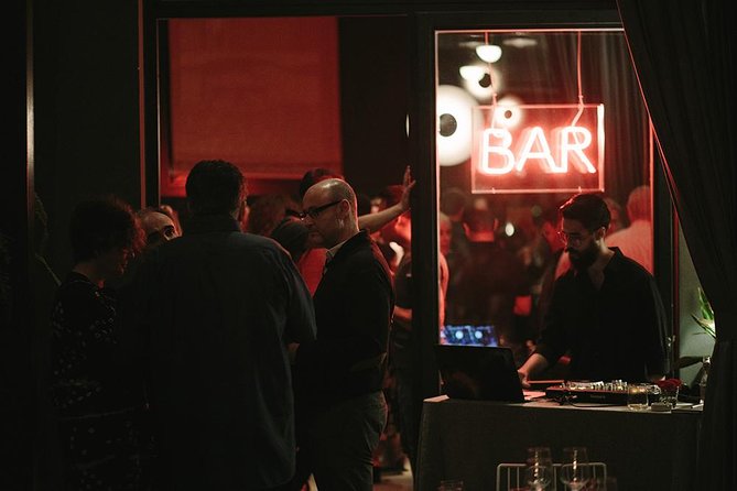 Clandestine Dinner Party Barcelona - Drinks, music, and how the night turns into dancing