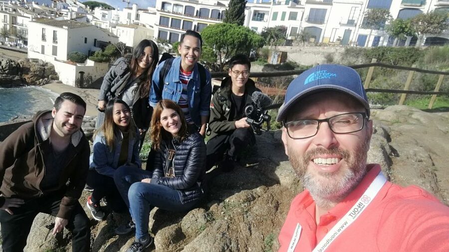 Costa Brava: Boat Ride and Tossa Visit with Hotel Pickup - Small group size and guides: how attention changes the whole day