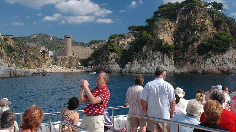 Costa Brava: Boat Ride and Tossa Visit with Hotel Pickup - Who should book this Costa Brava tour, and who should skip it