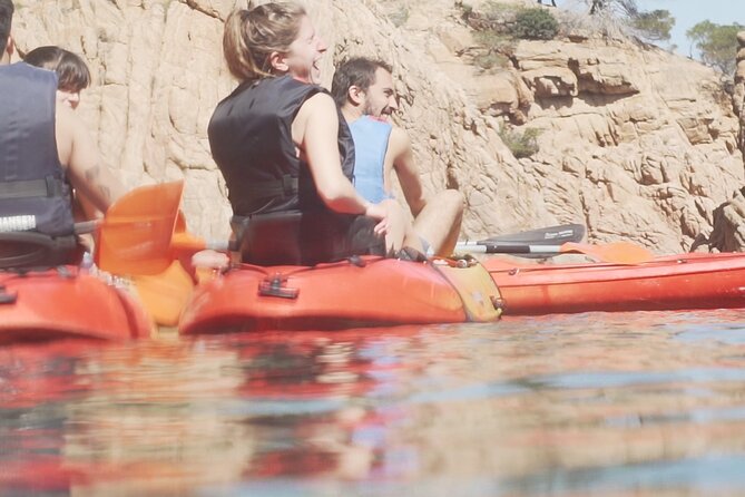 Costa Brava: Kayak, Snorkel, Photos, Lunch, Beach & Cliff Jump! - Gear up at the coast: wetsuits, storage, and a real safety check