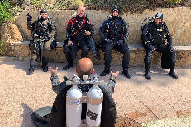 Costa Brava: Scuba Diving Tour, Lunch and a Visit to Tossa de Mar - Castillo Stop and the Fortress Afternoon You Can Actually Use