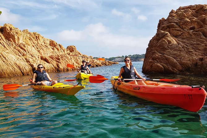 Costa Brava Tour with Kayak & Lagoon Snorkeling - Sant Pol de S’Agaró beach time and the Escola de Vela setup