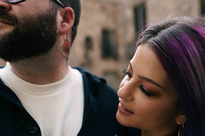 Couples Photoshoot Barcelona - How Mike Directs You for Natural Couples Photos