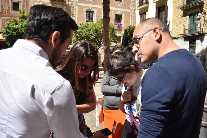 Cultural Walking Tour in Barcelona with Food & Wine Tasting - El Born tastings and photo-friendly wandering