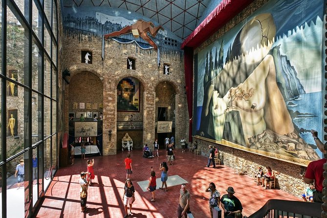 Dali Museum and Costa Brava Small Group Day Trip from Barcelona - Who Should Book This Tour, and Who Might Want Something Else