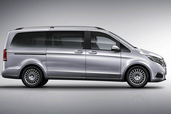 Departure Private Transfer: Barcelona City to Barcelona Airport - Pickup at your door, not the curb